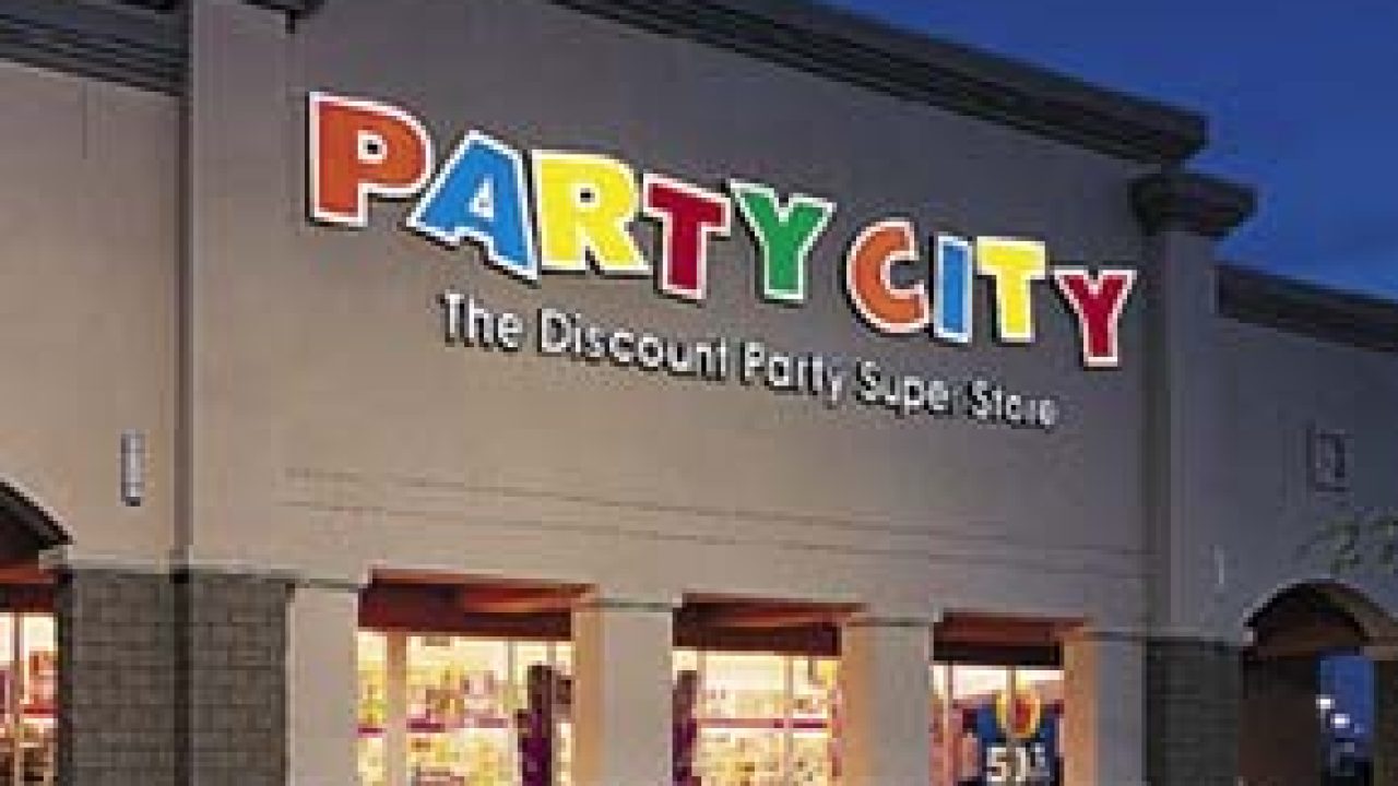 Party City – Visual Merchandising and Store Design