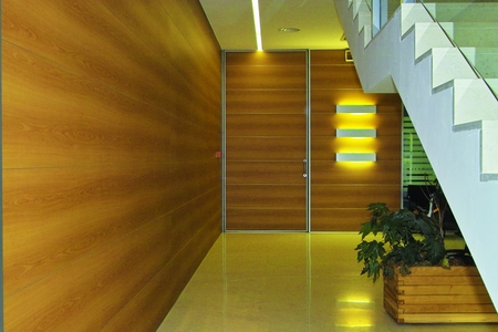 &quot;Parqwall&quot; Laminate Wall System