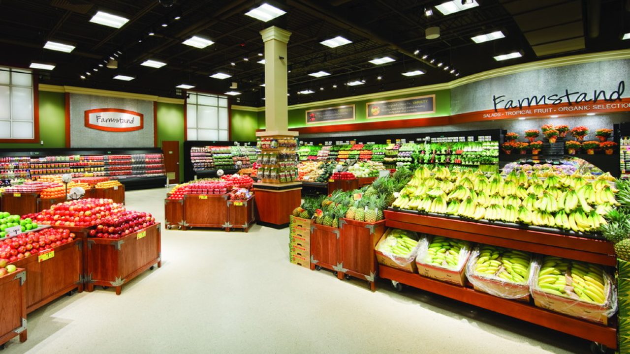 Star Market, Chestnut Hill, Mass. – Visual Merchandising and Store