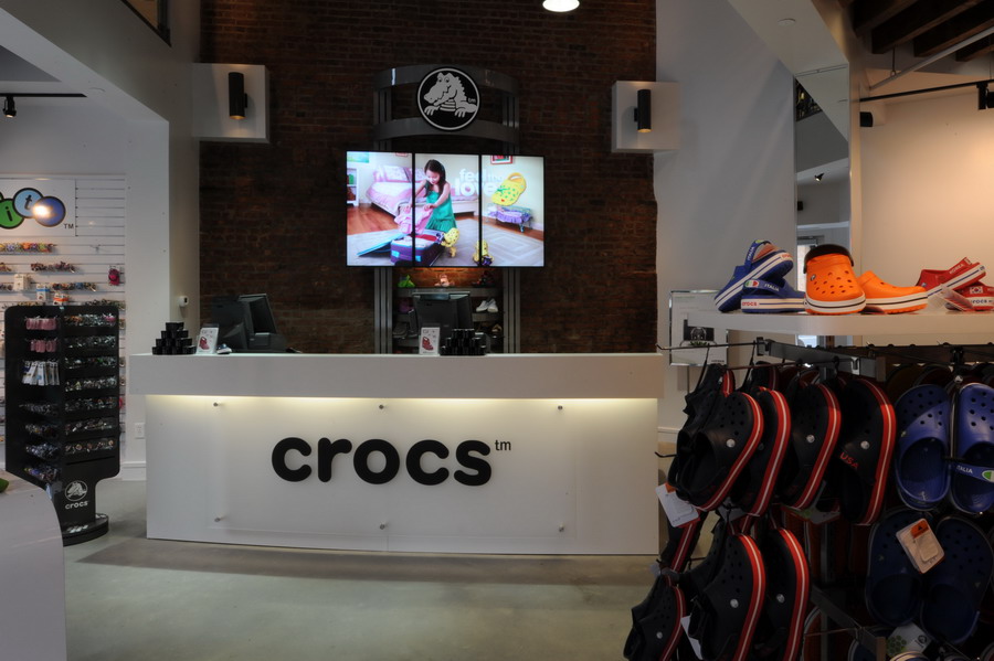 ﻿﻿Crocs Reports New Revenue Record