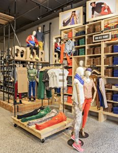 Rustic Rivets: Levi’s melds old and new in SoHo – Visual Merchandising ...