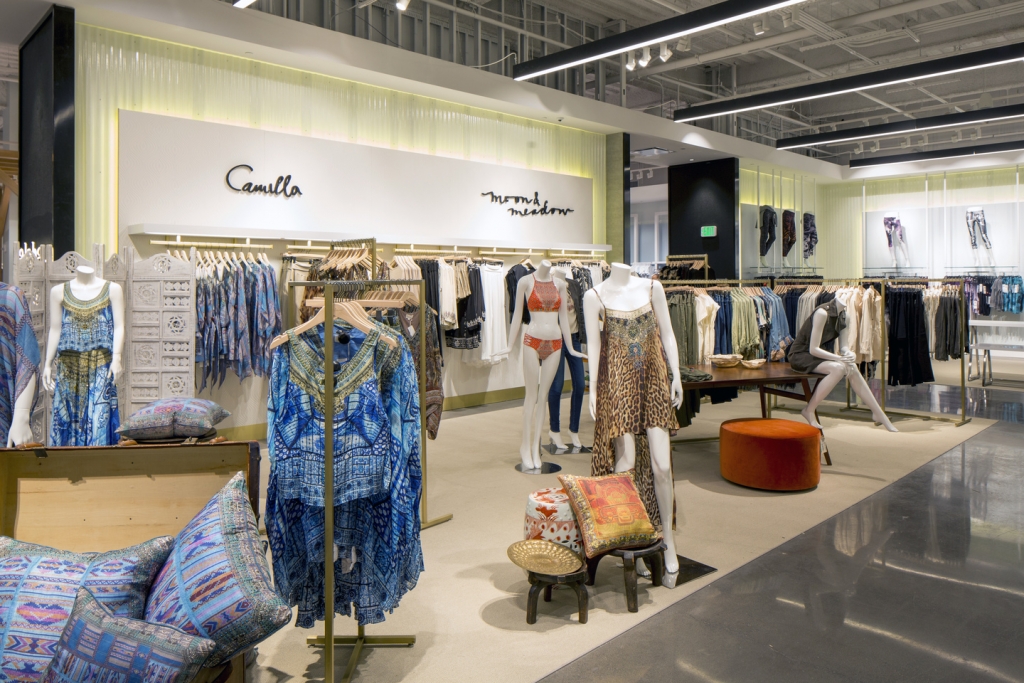 Luxury in Paradise – Visual Merchandising and Store Design