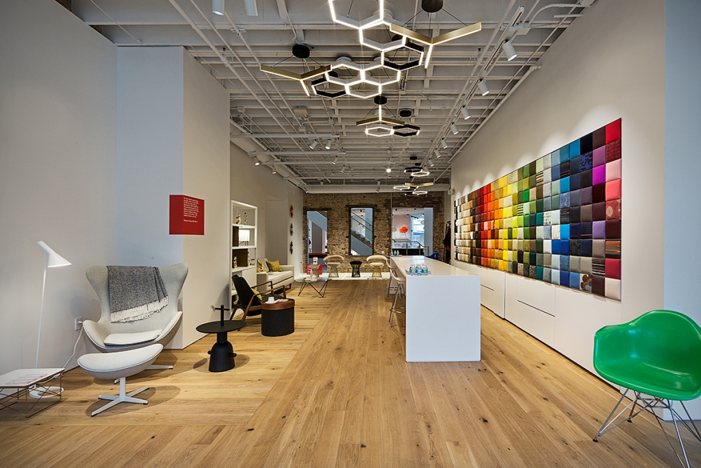 sokker Læsbarhed Lige Bringing Your Store to Light: 10 Dos and Don'ts of Retail Lighting – Visual  Merchandising and Store Design
