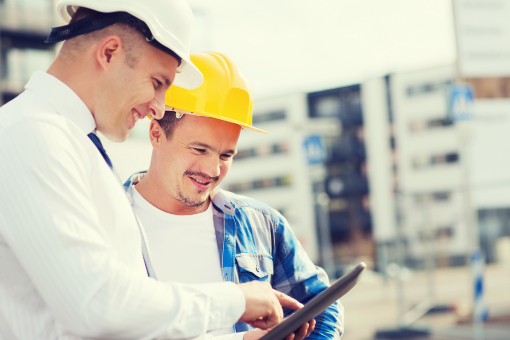 Top 5 Considerations for Working with a Contractor