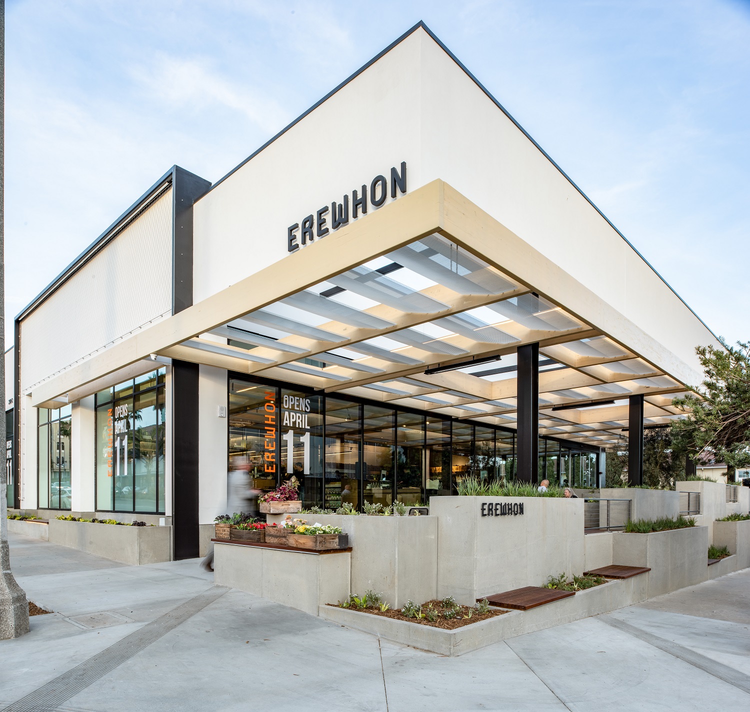 Erewhon Market Announces Grand Opening in Santa Monica