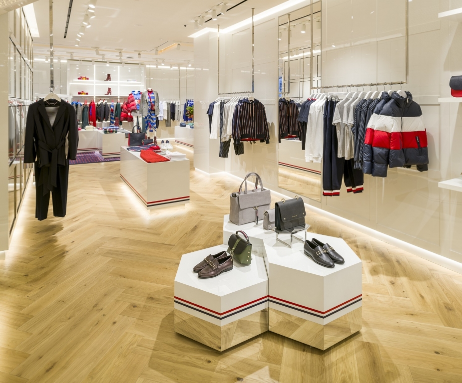 Tommy x You – Visual Merchandising and Store Design