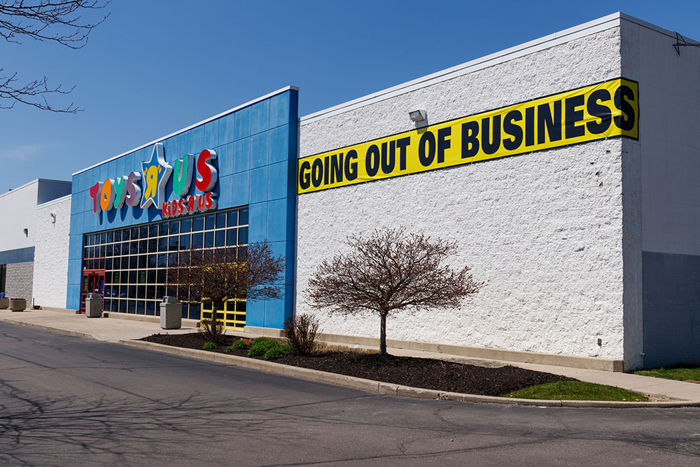 Toys “R” Us May Open US Stores