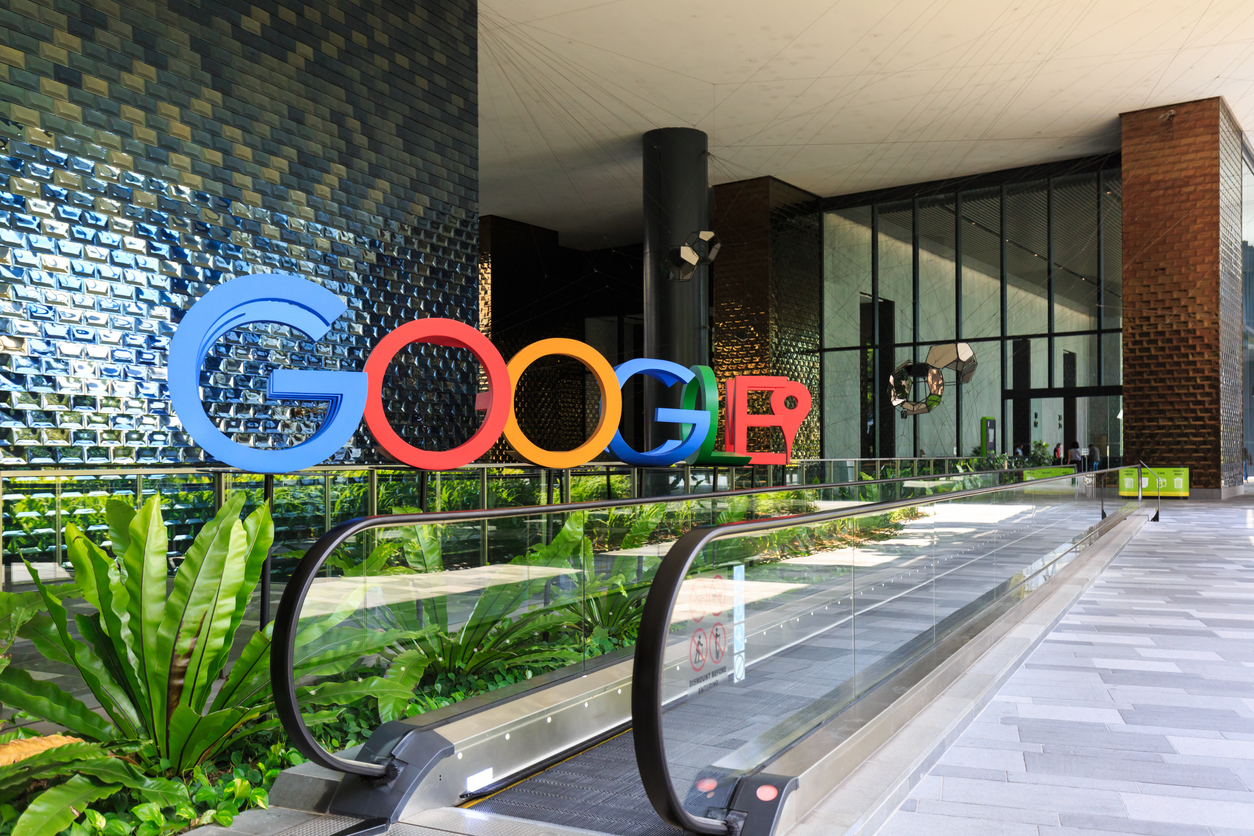Google to Open First Brick-and-Mortar Location