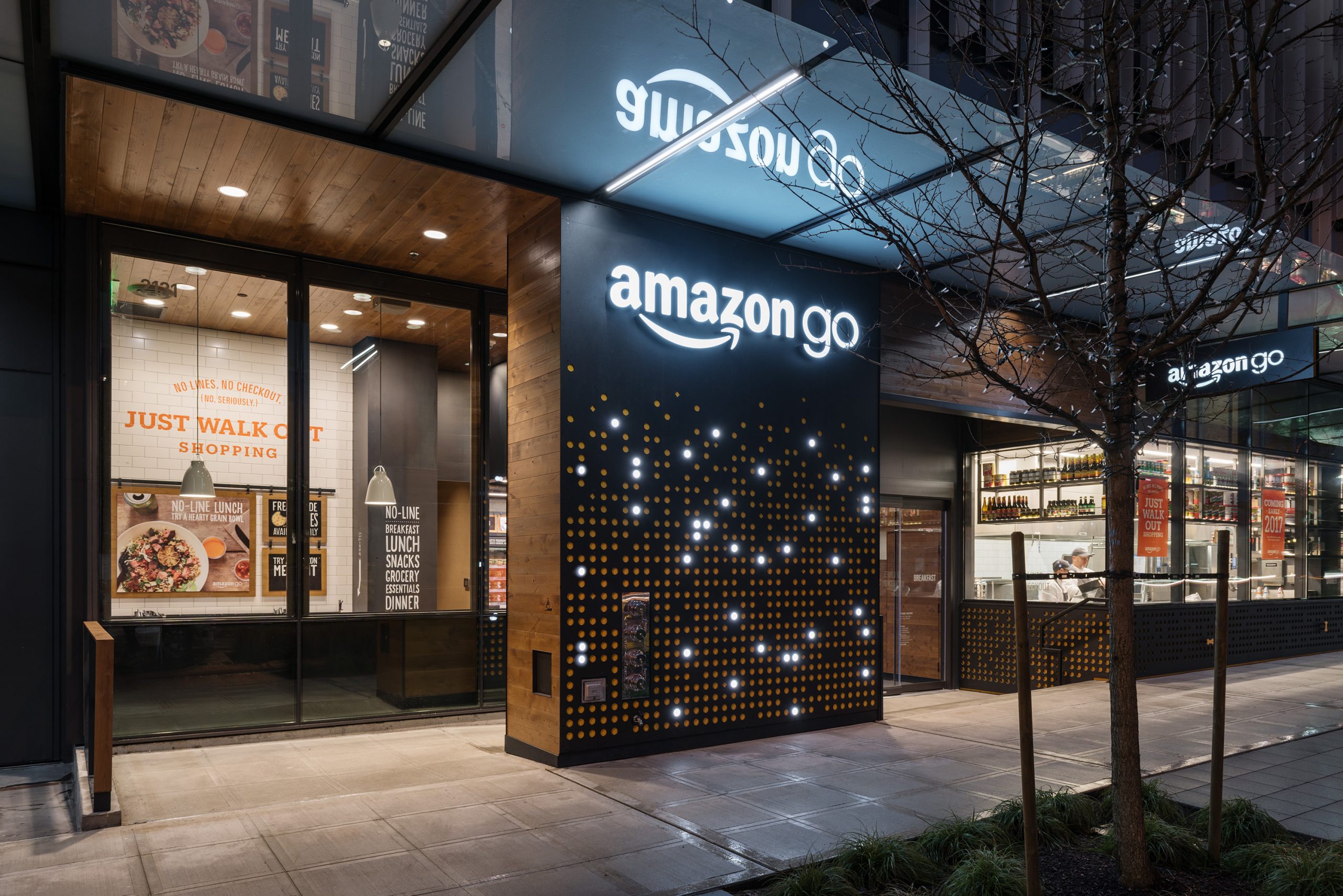 Amazon to Close 8 of Its C-Stores