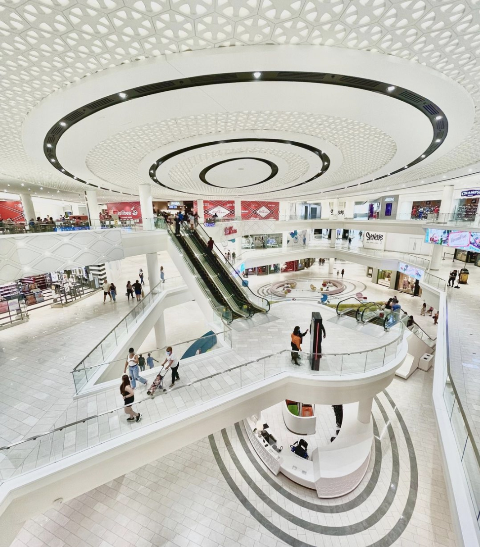 Luxury retailers open at New Jersey's American Dream mall