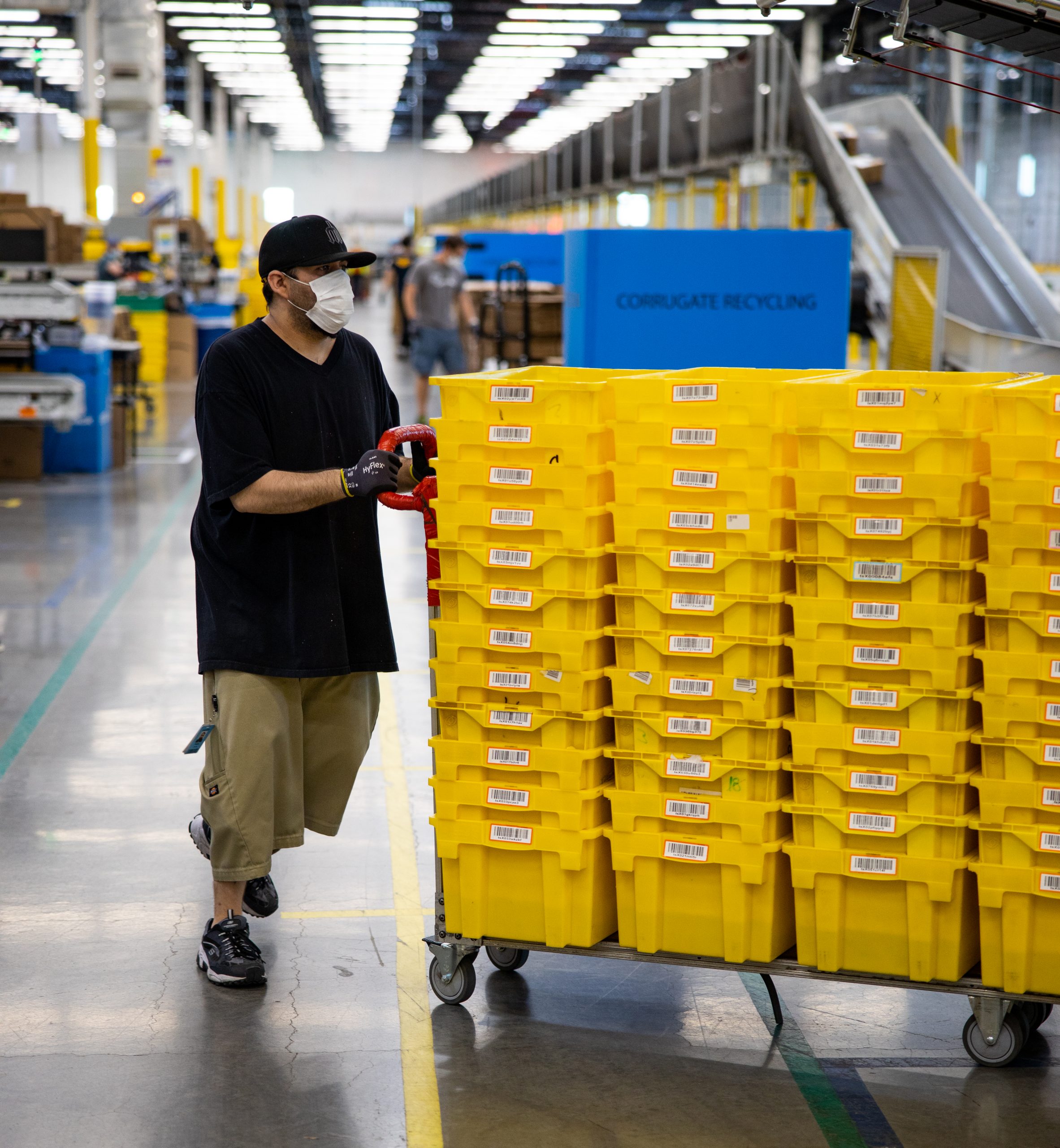 Amazon to Hire 150,000 Seasonal Workers