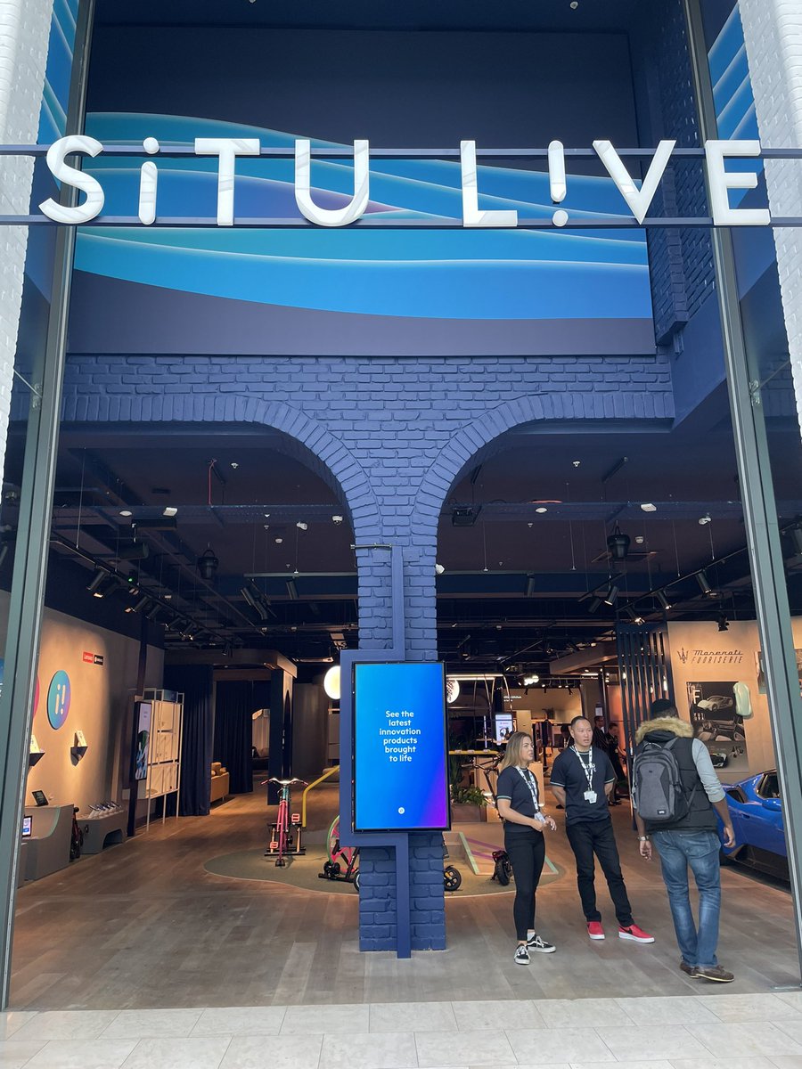 Hybrid Store Situ Live Advances Digital Journey