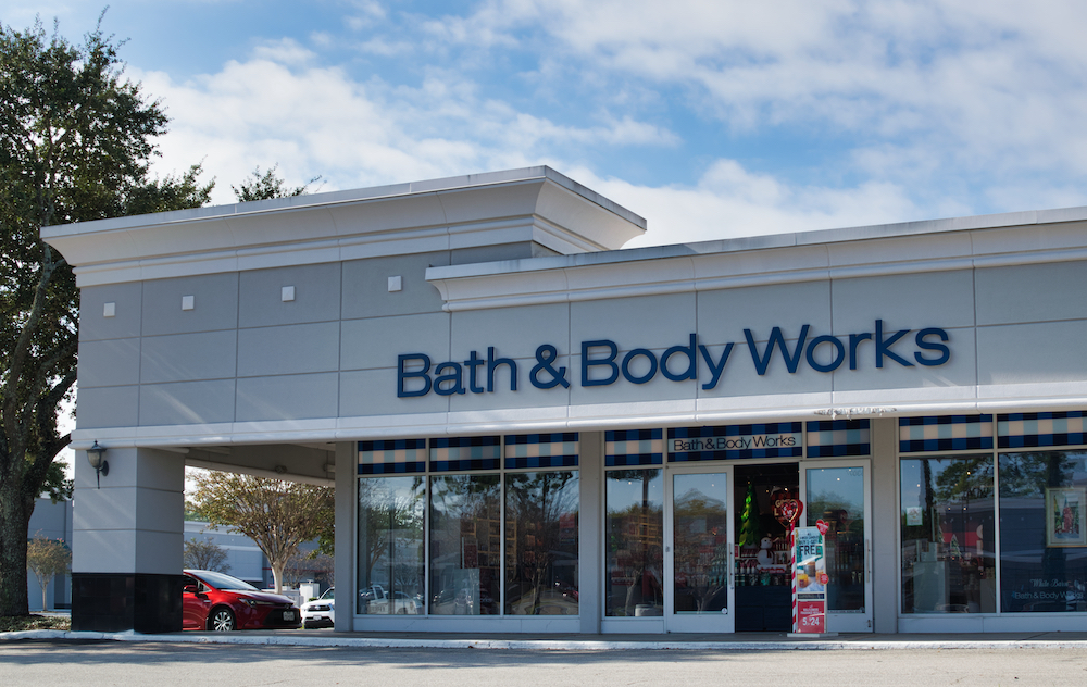 Bath &#038; Body Works Continues Off-Mall Move
