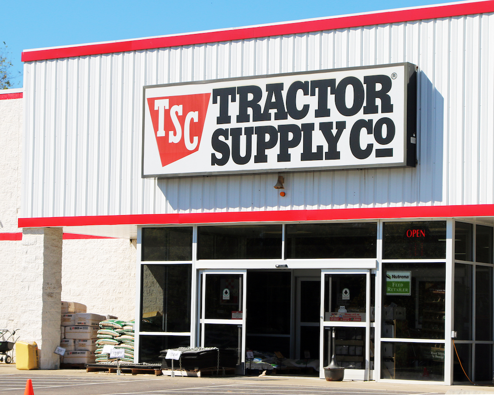 Tractor Supply Hits 2,000 Store Milestone