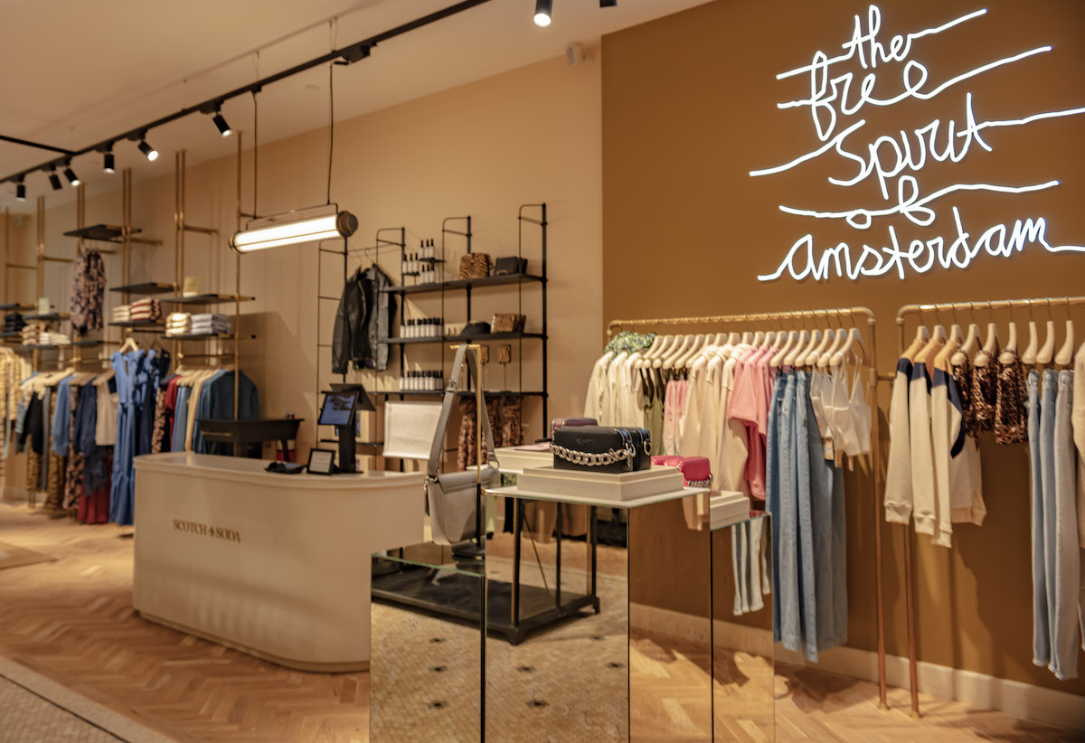 Bedrijfsomschrijving donker perspectief Scotch & Soda to Open 20 New Stores – Visual Merchandising and Store Design