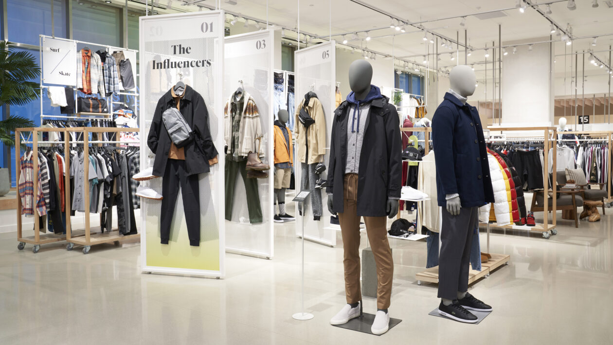 Amazon Officially Opens First Clothing Store