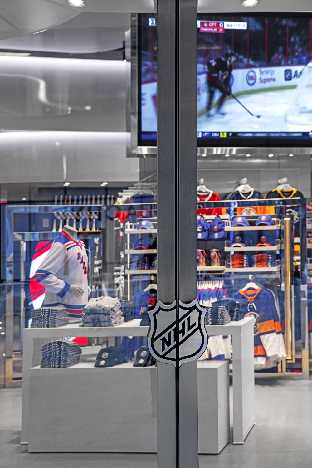 The NHL Shop Decoration in Manhattan Editorial Image - Image of playoff,  shiny: 88795565