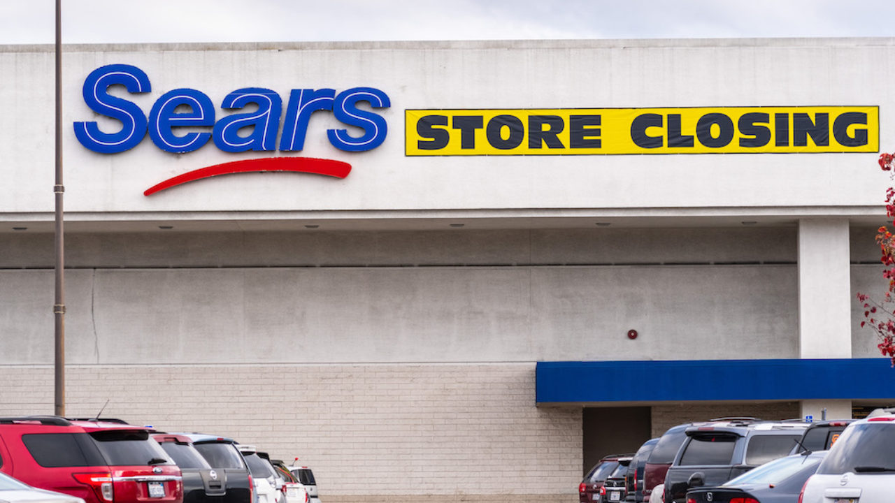 Sears Closing Last Department Store In Illinois