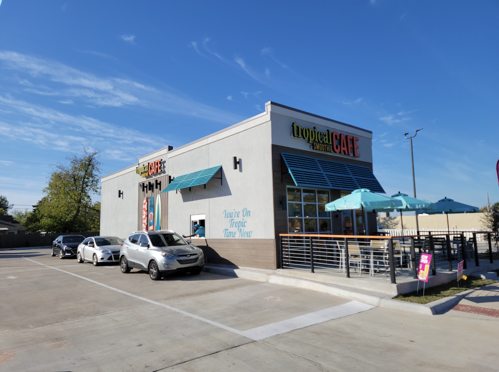 Tropical Smoothie Cafe Unveils First Double Drive-Thru Locale