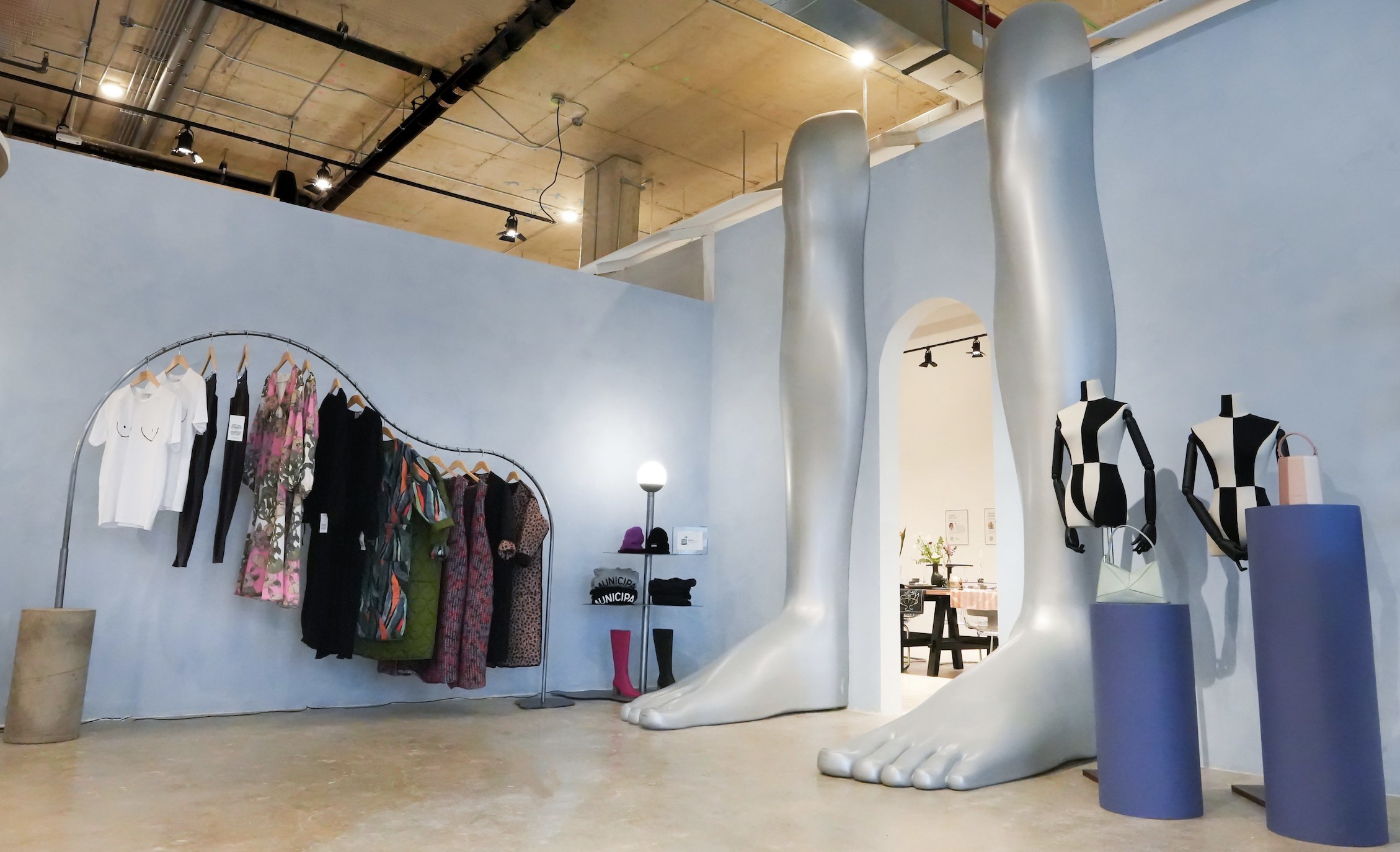 Lightbox Unveils Immersive Retail Experience at Showfields