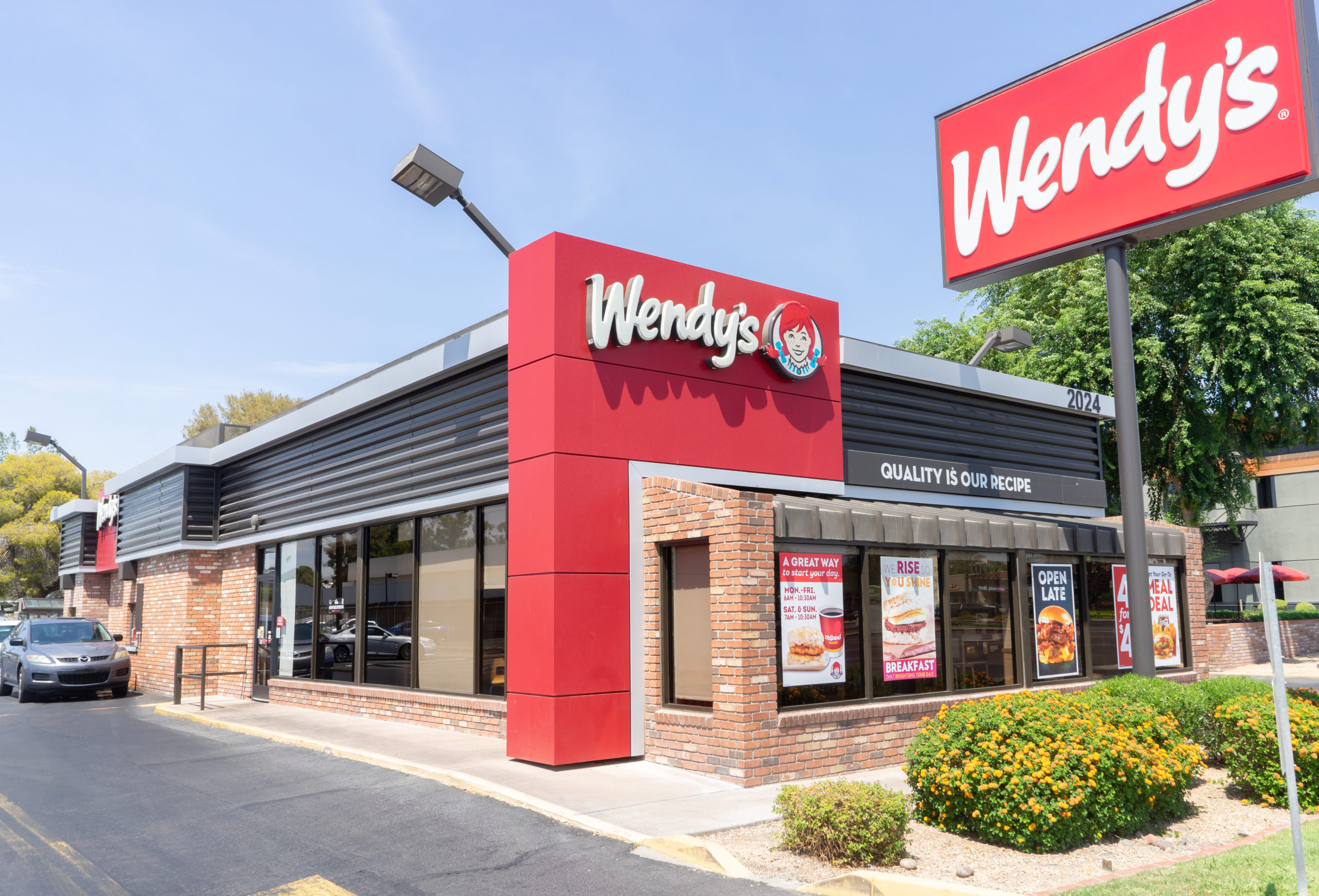 Trian Will Not Seek Deal with Wendy’s, Company Shuffles C-Suite