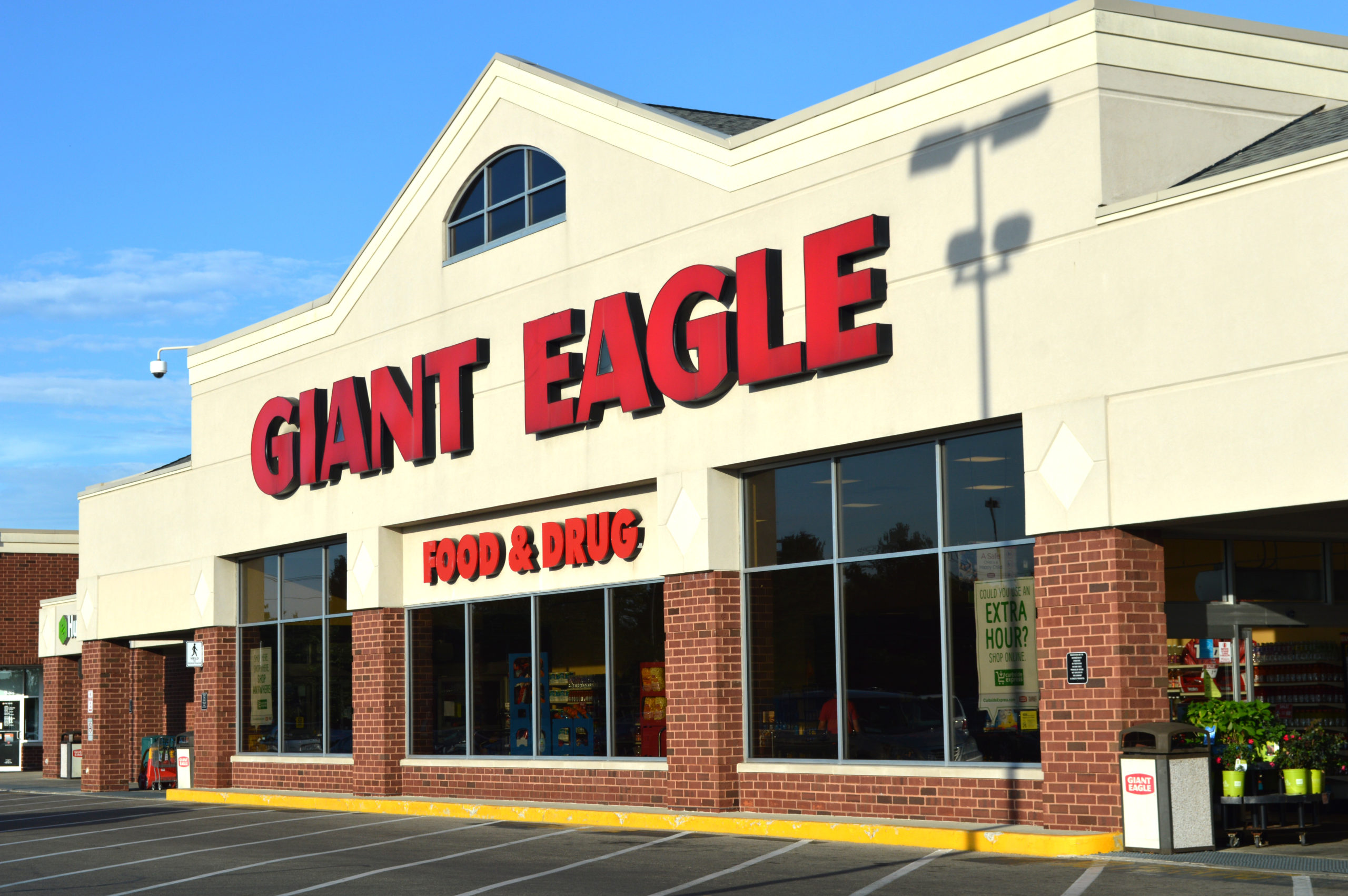 Giant Eagle CEO Exits