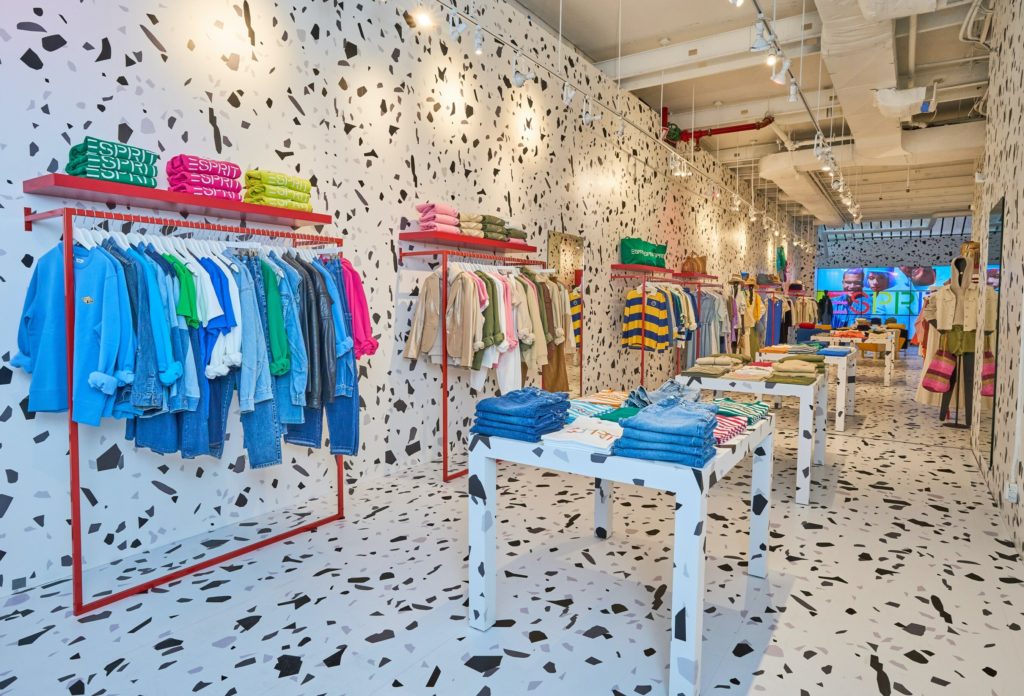 ESPRIT Opens a Long-Term Pop-Up in SoHo – Visual Merchandising and Store  Design