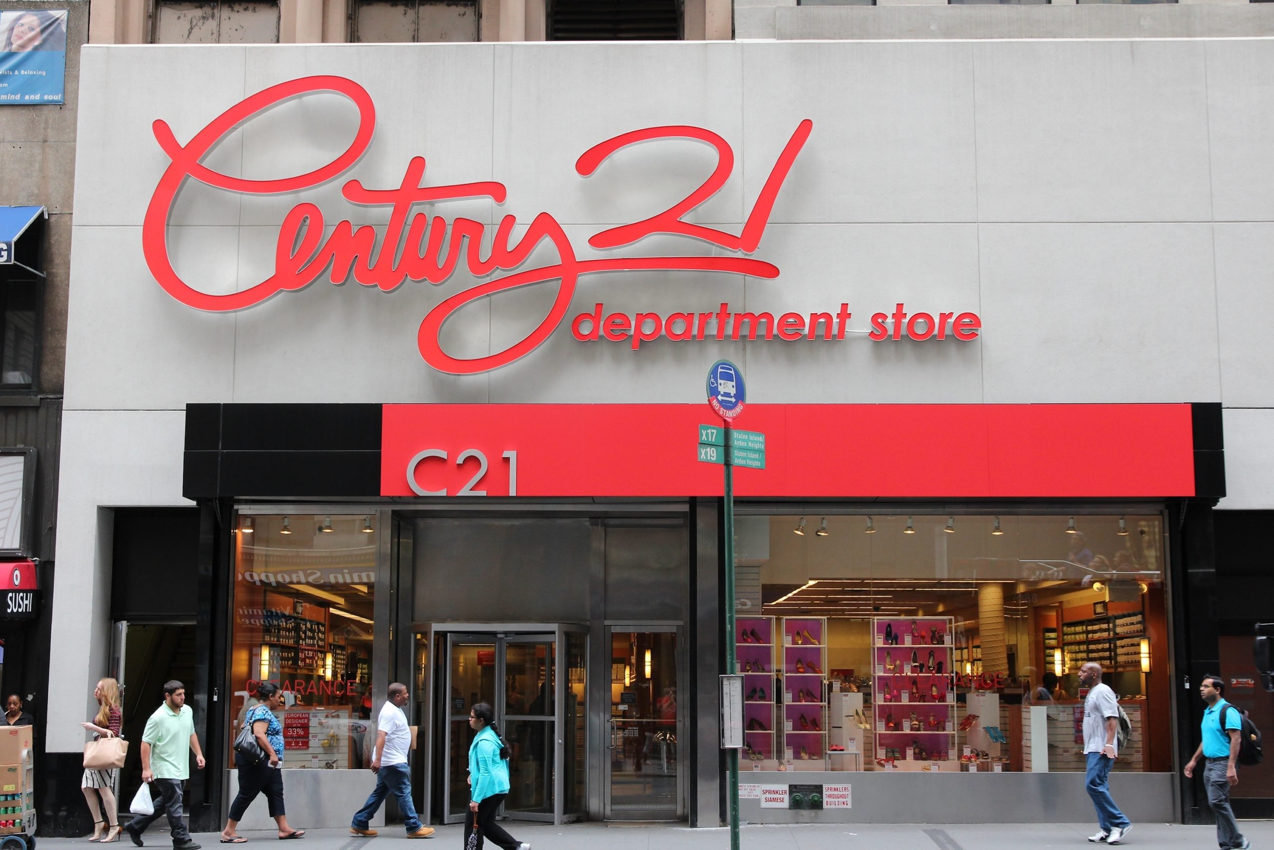 Century 21 Sets Reopening of New York Flagship