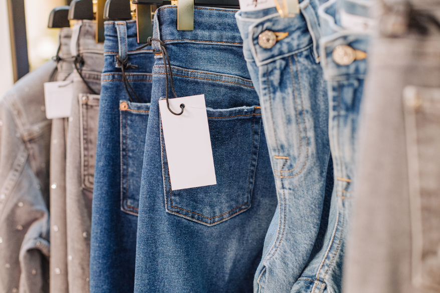 Levi Strauss gives upbeat 2023 sales outlook as demand holds up
