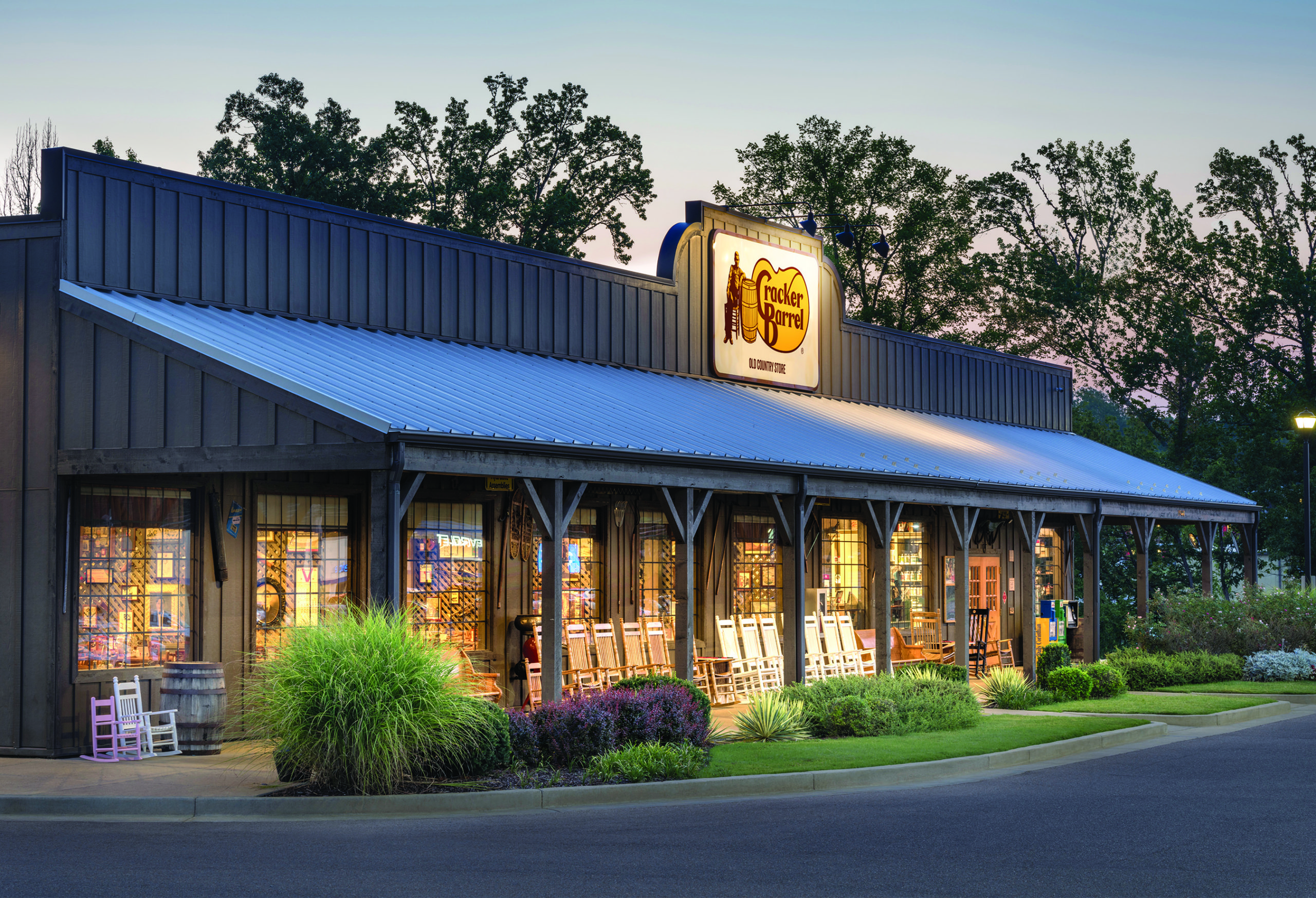 Cracker Barrel Hires New President and CEO