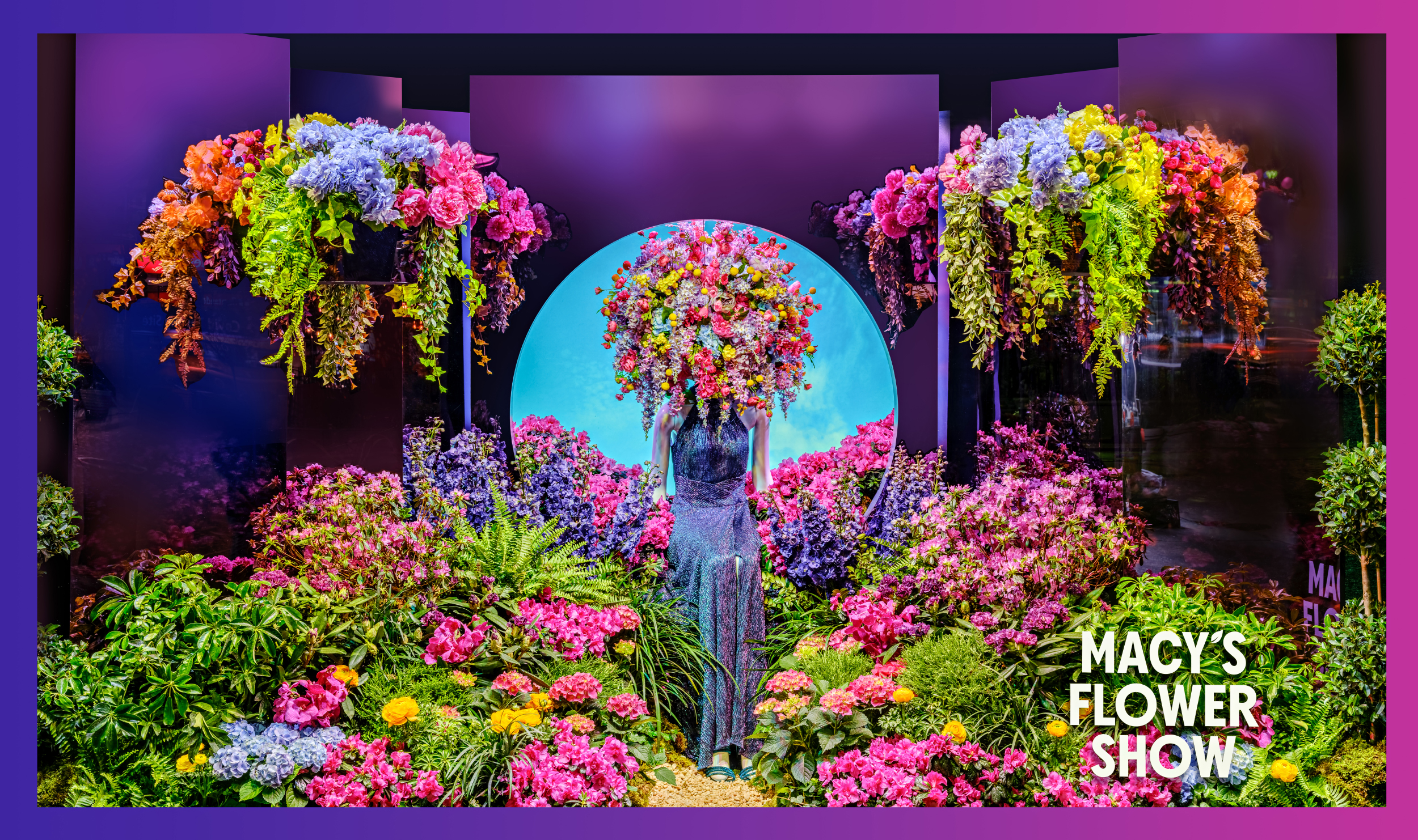 Macy&#8217;s Flower Show Windows 2022 Were an Explosion of Spring Color