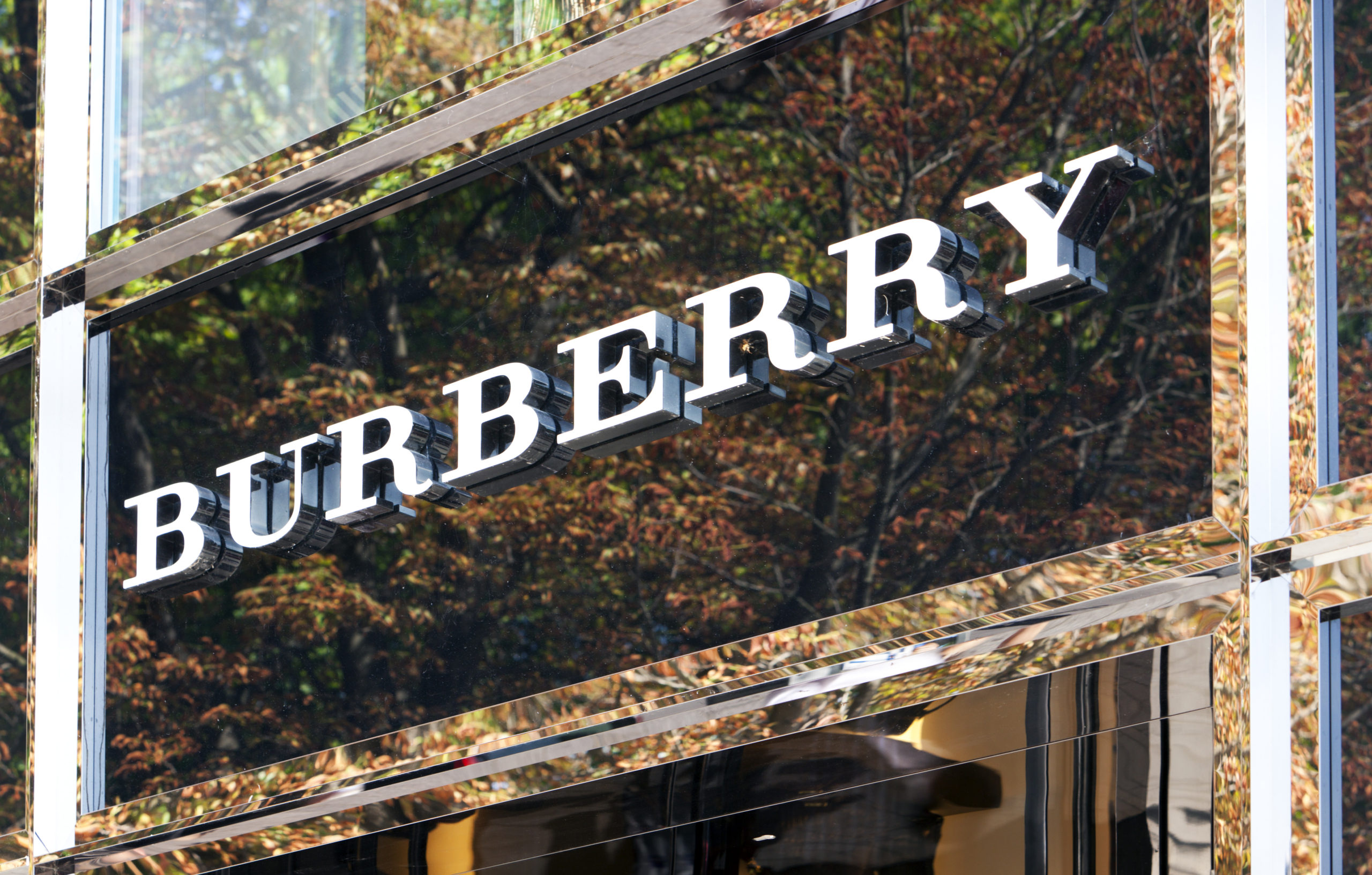 Burberry Debuts California Pop-Up