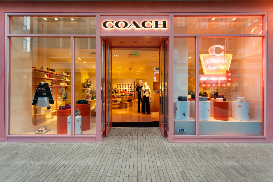 Coach&#8217;s New Salt Lake City Store Features Fully Circular Surfacing