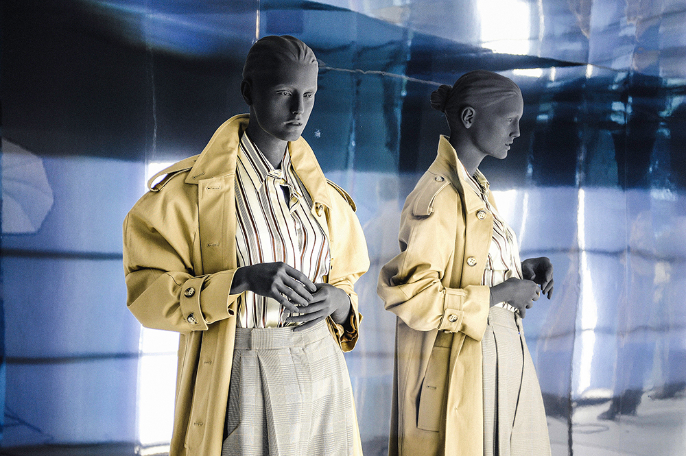Mannequins and Forms, Props/Decoratives Products for Our July/August
