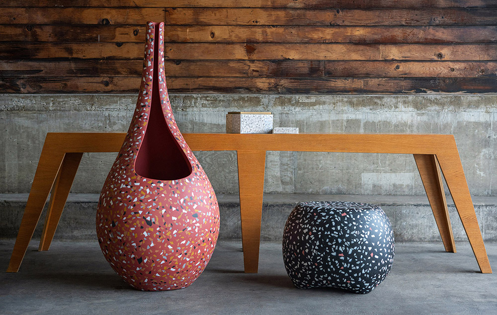 Mannequins and Forms, Props/Decoratives Products for Our July/August