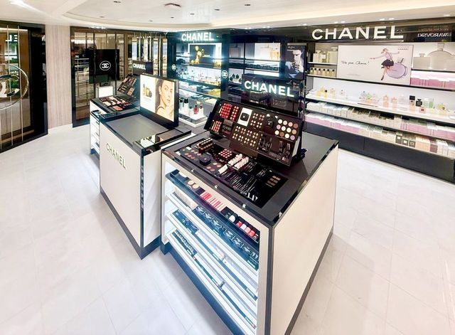 New Cruise Ship Sets Sail With Luxury Retailers