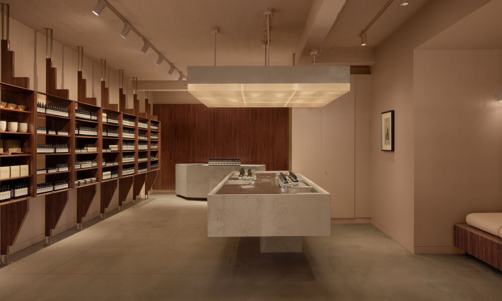 When These Walls Talk, They Whisper – Visual Merchandising and