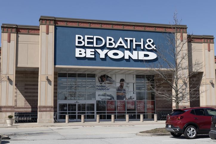 Bed Bath & Beyond Rehires Chief of Stores