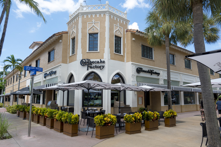 The Cheesecake Factory Plans 26 New Restaurants in &rsquo;26